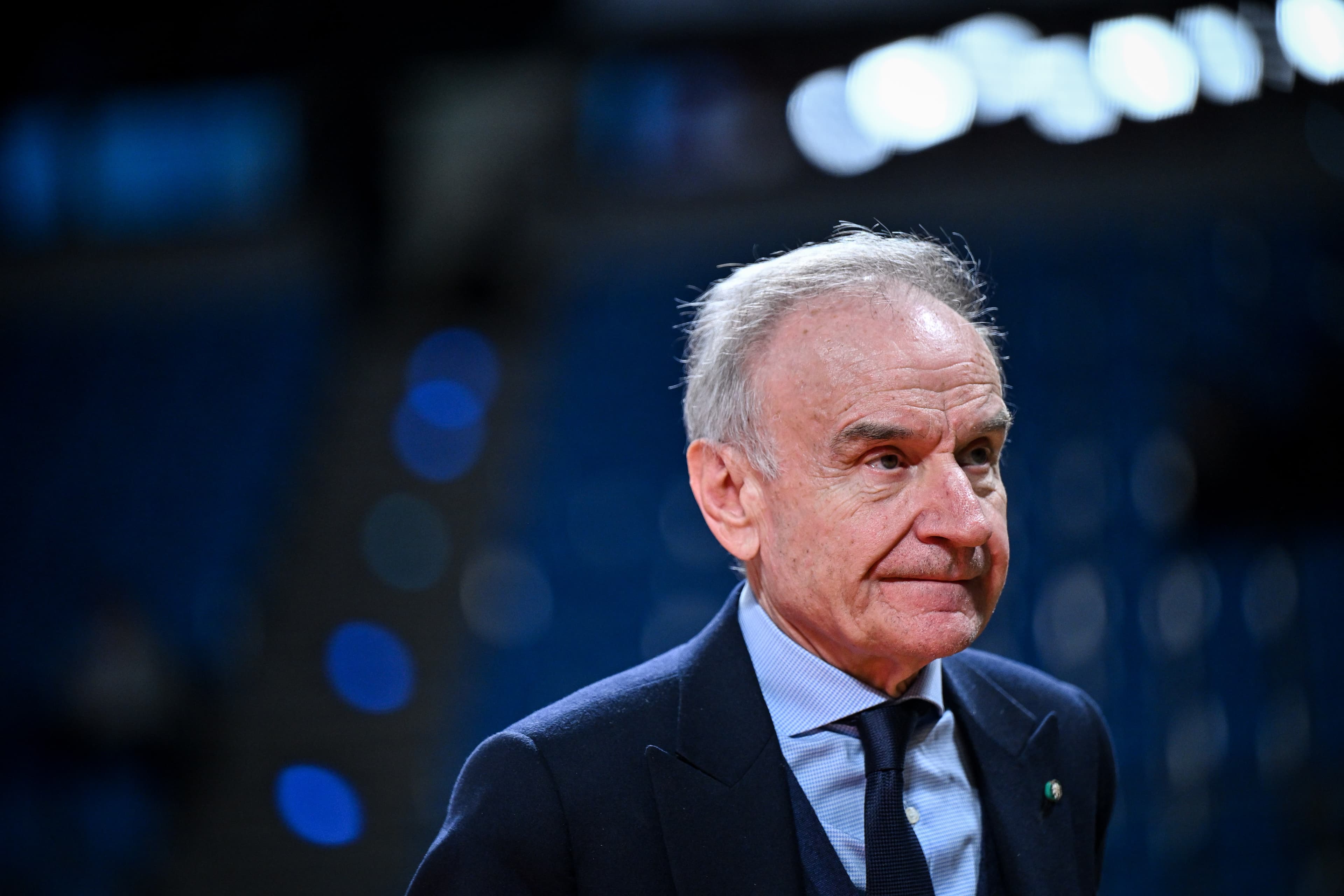 Incidente stradale per il Presidente della FIP Gianni Petrucci